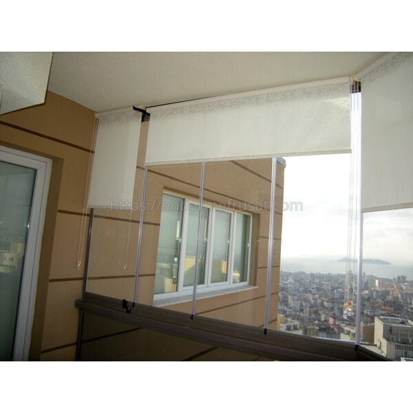 Cam Balkon Perde CB082